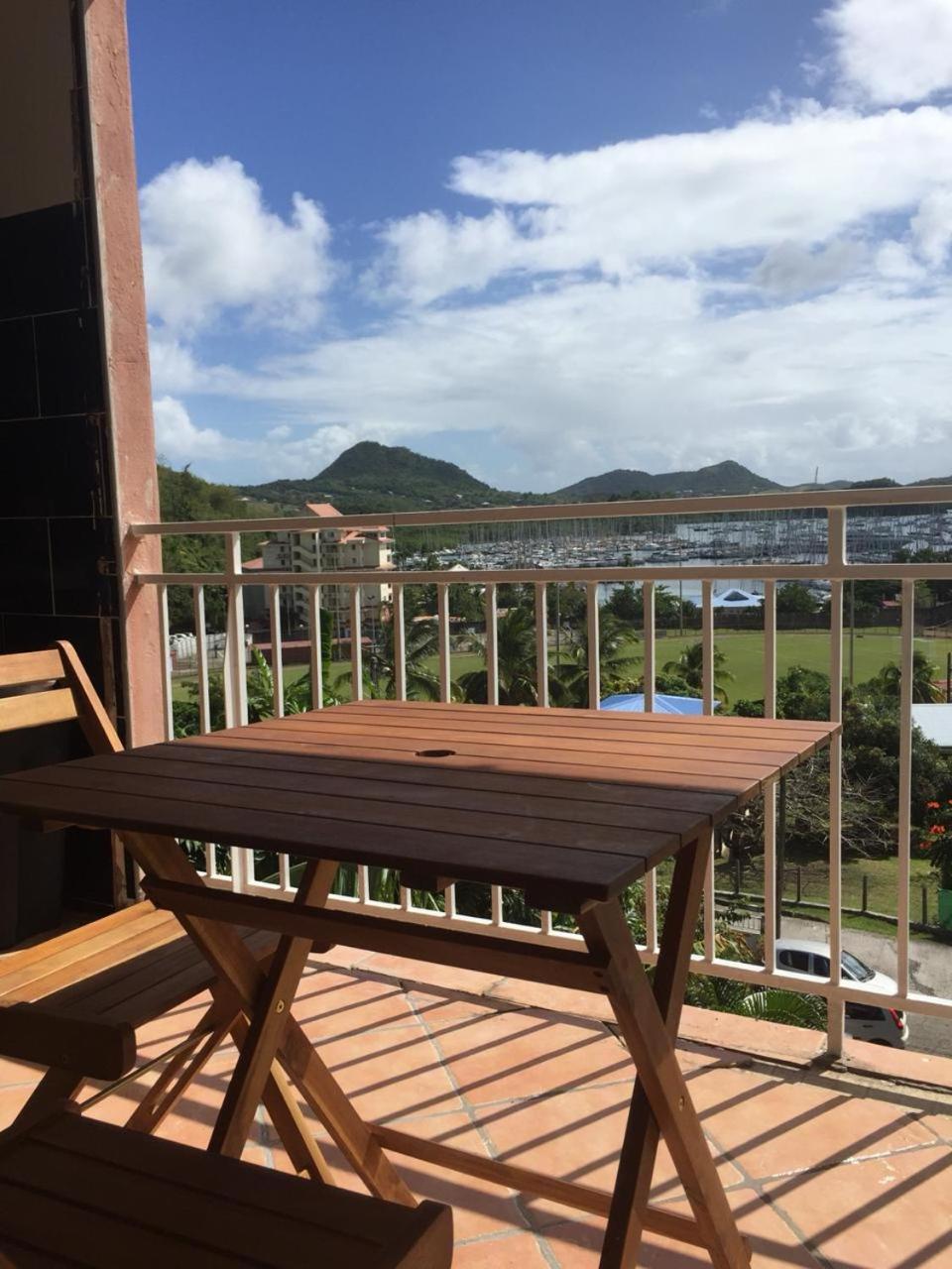 Marina Sun Apartment Le Marin Bagian luar foto